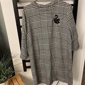 H&M Black & White Houndstooth Tunic / Dress – Size US 14